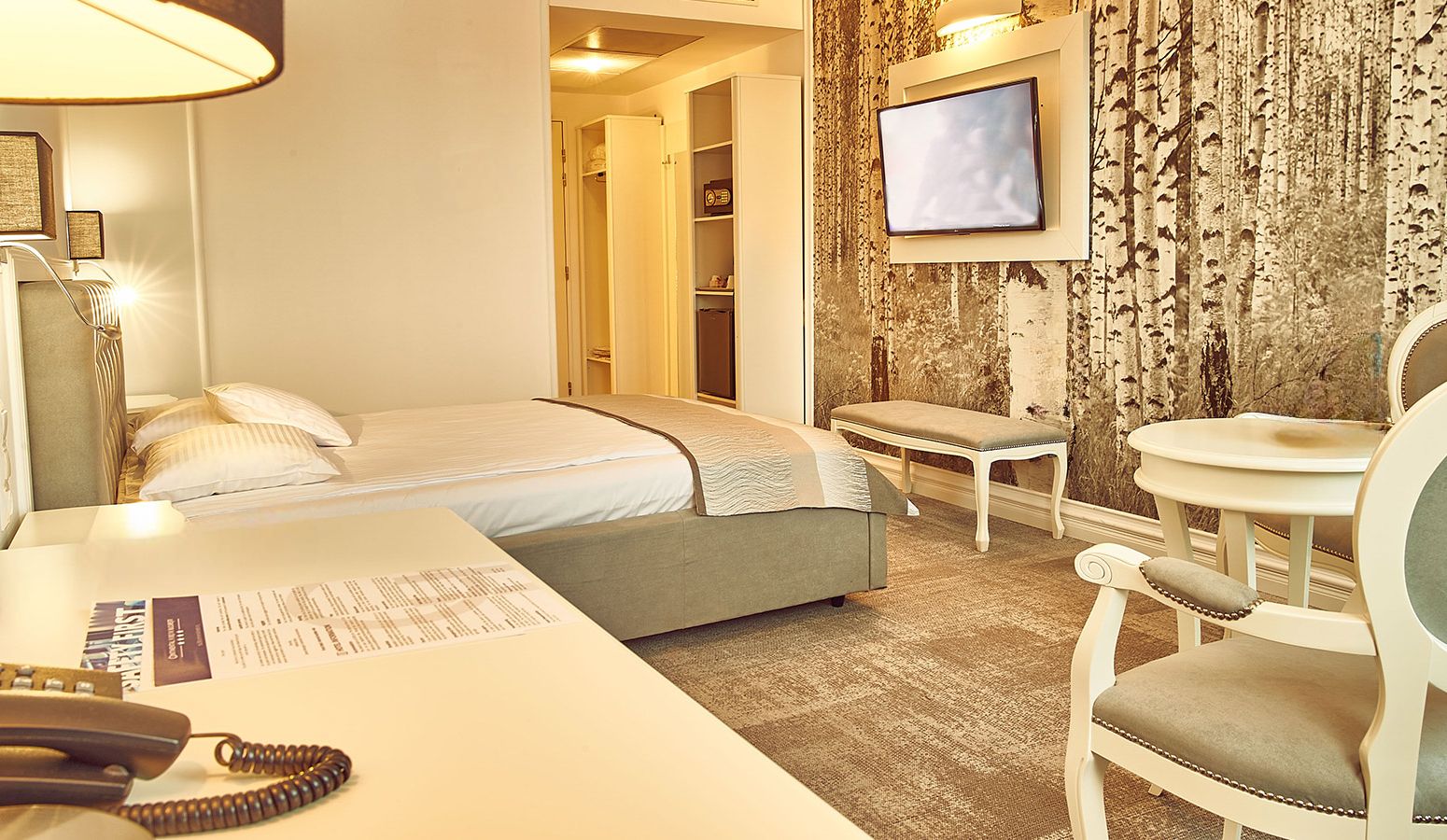 Hotel Continental Forum 4*
